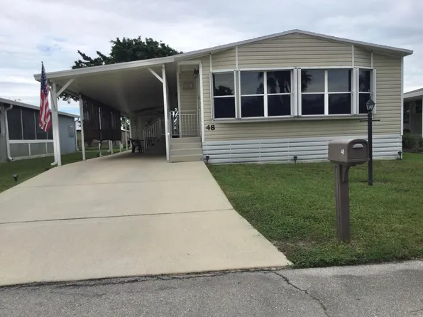 48 Del Prado Street, Port St Lucie, FL 34952