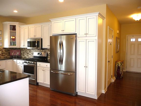 5th image of 4B Wakefield Ct