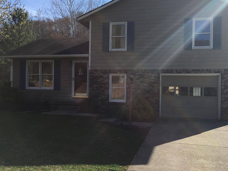 1st image of 138 Wellington Dr