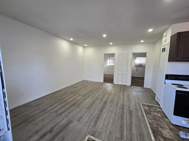 224 Vine St #6 — Photo 2
