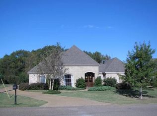 105 Beaufort Cir, Madison, MS 39110