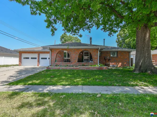 7030 Kearney Ave, Lincoln, NE 68507