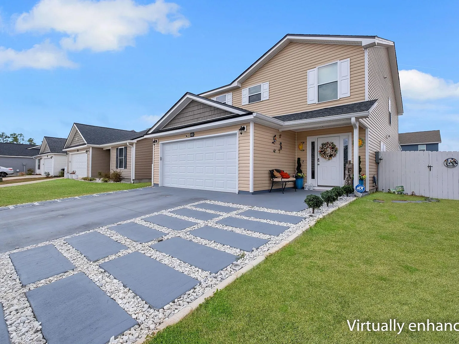 4 bed, 2.5 bath, 2266 sqft, $3,000 — Photo 1