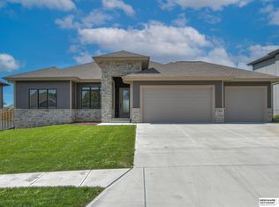 2132 N 176th St, Omaha, NE 68116