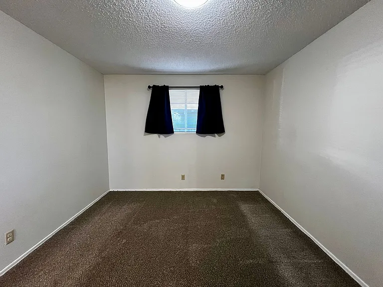 1522 Cherry Ave — Photo 7
