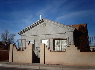 805 Aspen Ave NW, Albuquerque, NM 87102