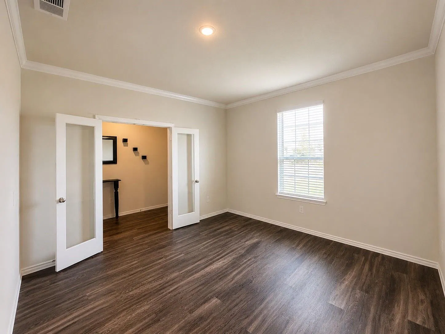 4 bed, 2.5 bath, 2889 sqft, $2,800 — Photo 3
