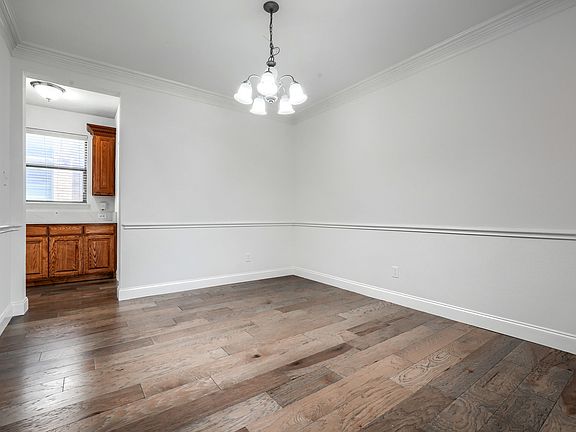 5th image of 1127 Valley Vista Dr