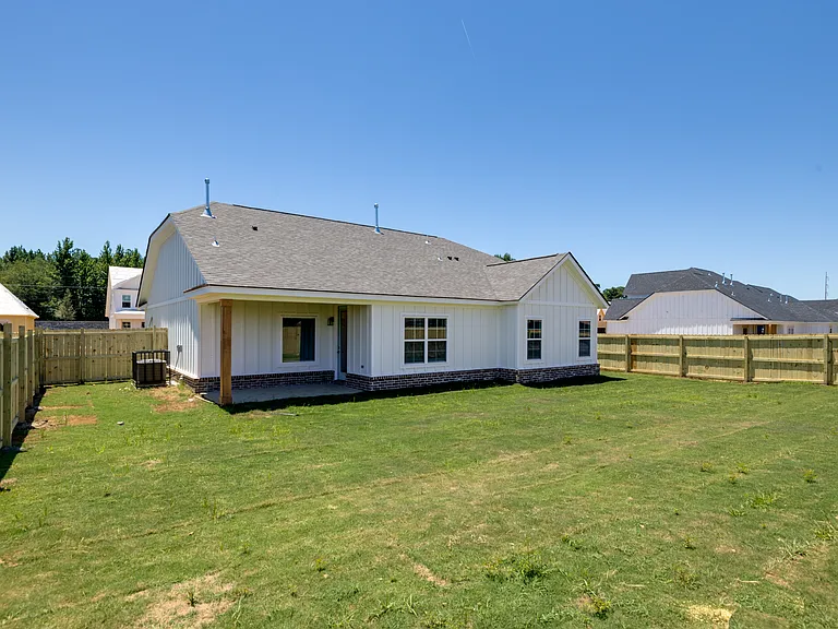 4382 McSwain Dr — Photo 12
