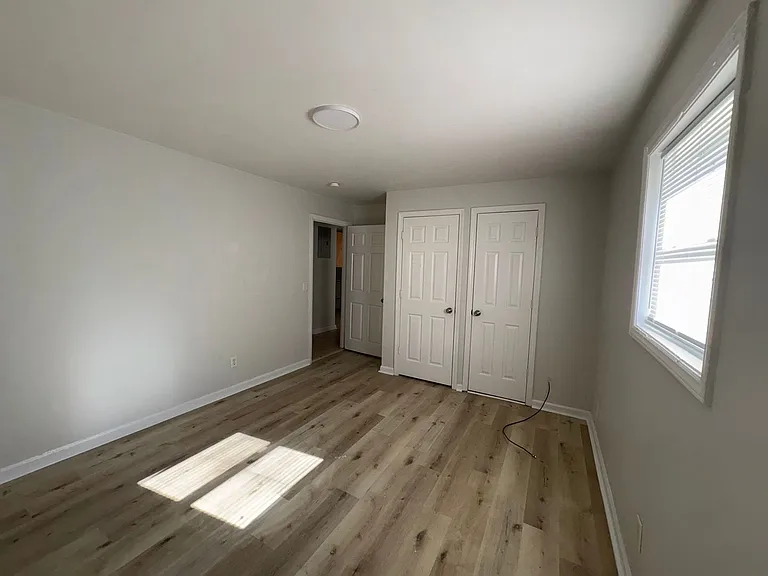803 Oak St — Photo 15