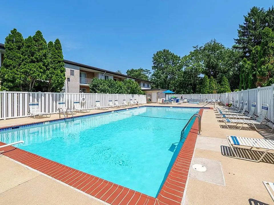 7 Rockford Rd