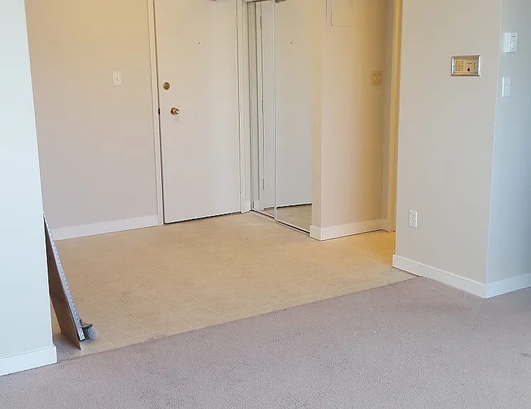 75 Southpark Dr #310 — Photo 5