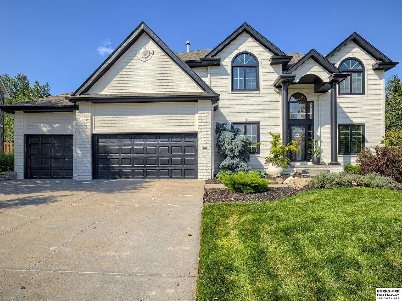 17576 Z St, Omaha, NE 68135 | MLS #22523887 | Zillow