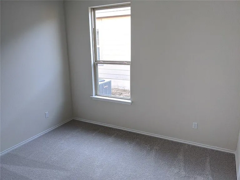 1013 Cliffbrake Way — Photo 12