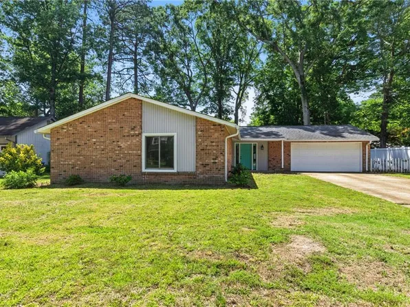 706 Pelham Dr, Newport News, VA 23608