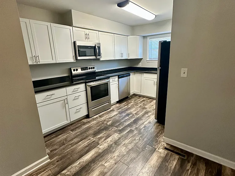 2092 Anderson Rd — Photo 10