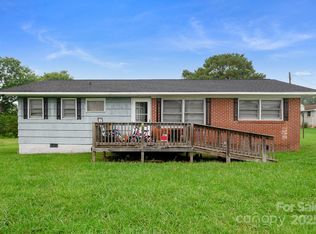 940 W End Rd, Chester, SC 29706