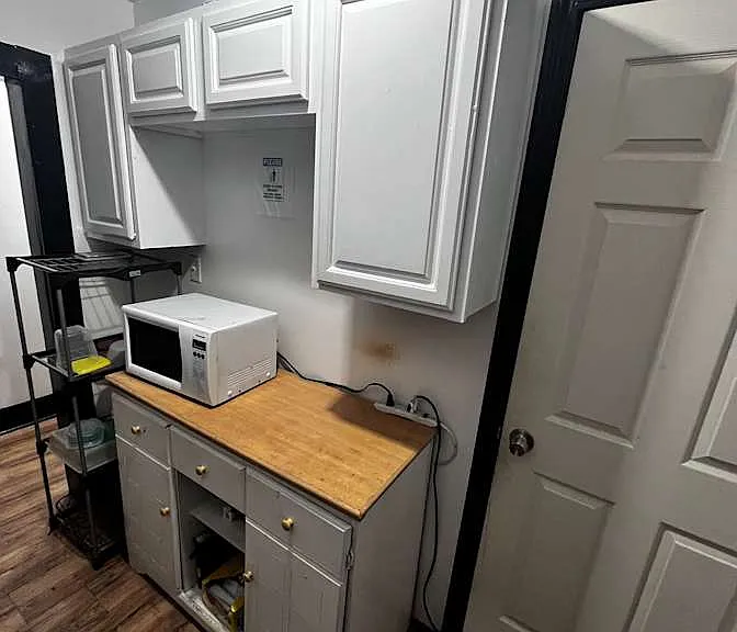 110 Pleasant St #3 — Photo 7
