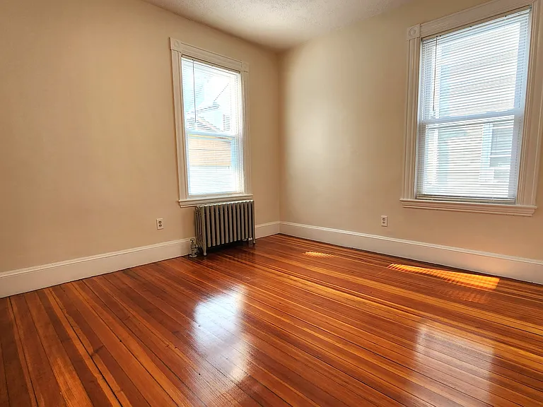 16 Hobson St #1 — Photo 9