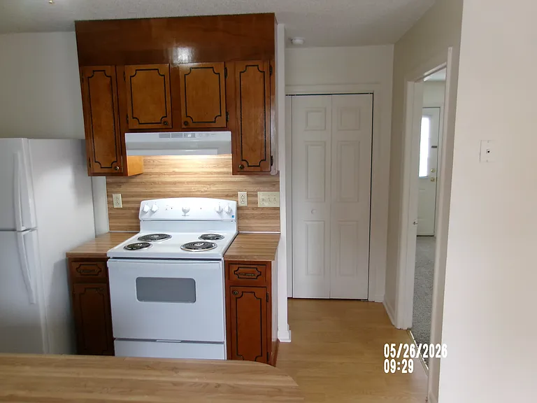 725 9th Ave NE #725 — Photo 8