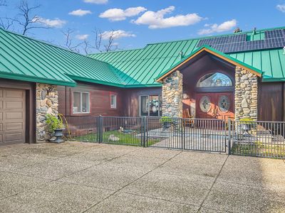 123 Grand Oak Dr, Oroville, CA, 95966