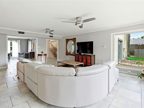5th image of 345 Cape Hatteras Dr
