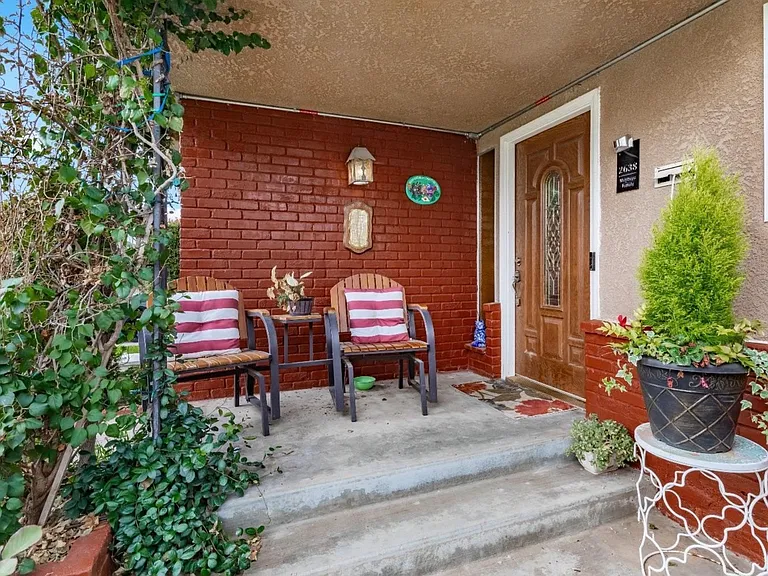 2638 W Rialto Ave — Photo 19