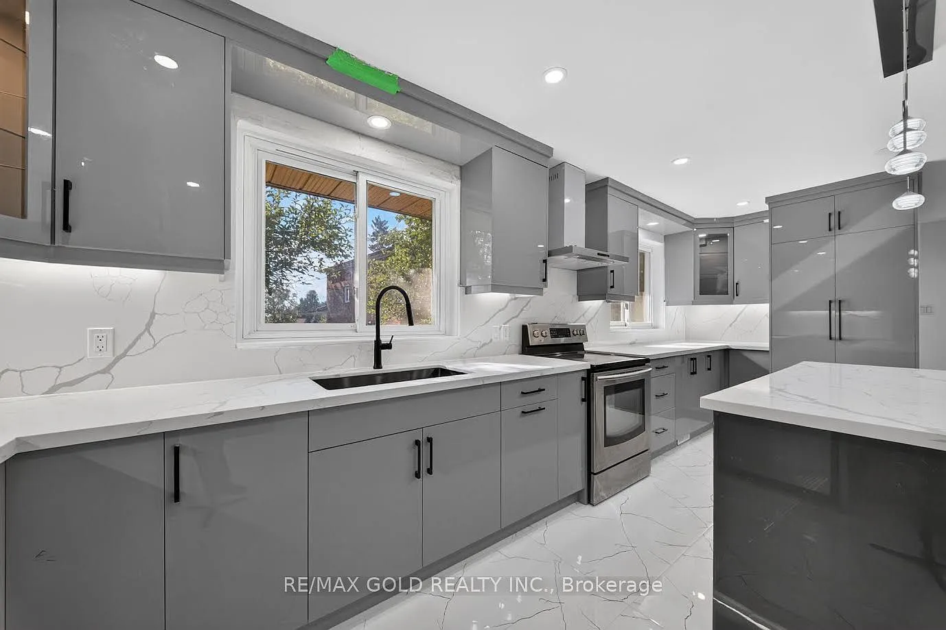 3 bed, $3,200 — Photo 4