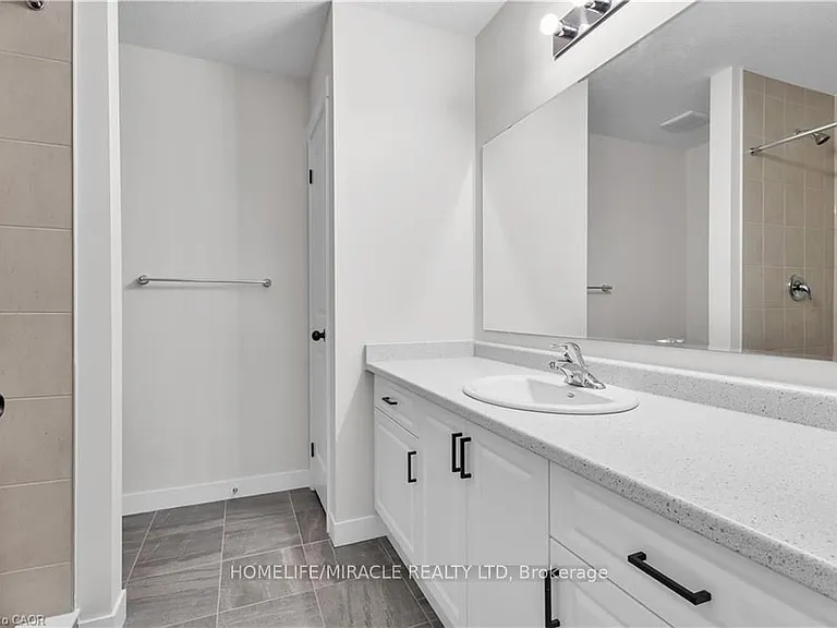 19 Wilkinson Ave — Photo 7