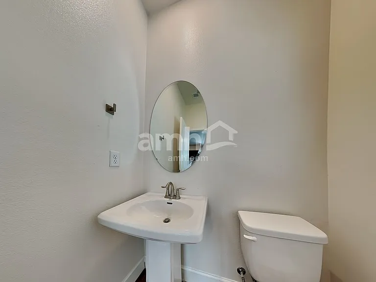 33013 Lookout Ln — Photo 7