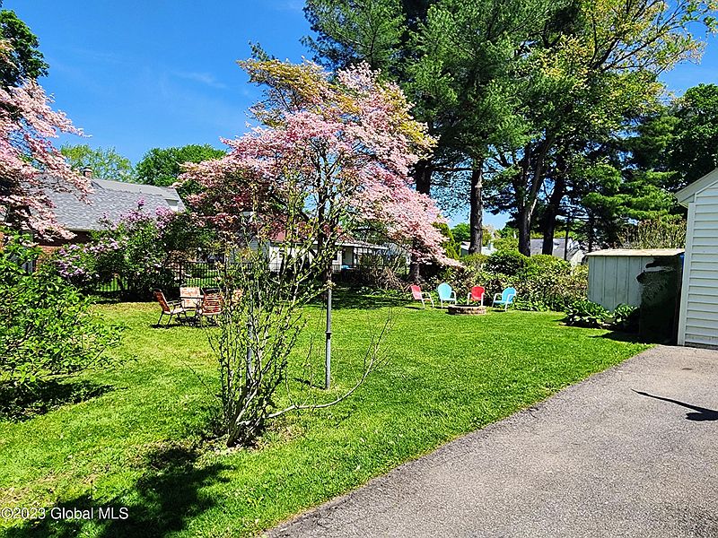 4th image of 622 Charles Street