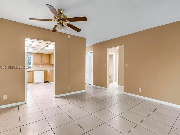 3100 Coral Springs Dr #2H — Photo 9