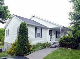 1344 Jeb Stuart Dr, Dandridge, TN 37725