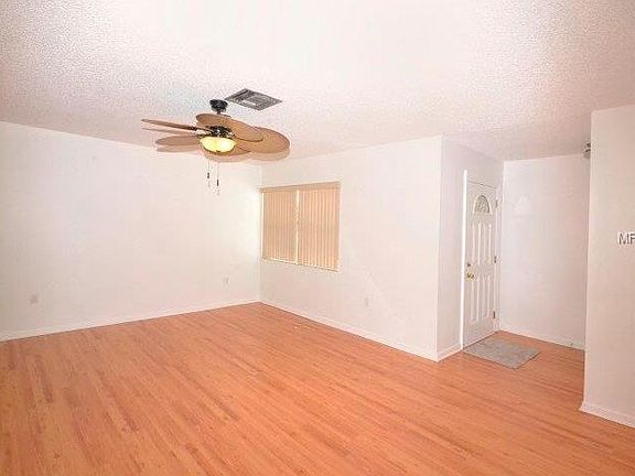 5th image of 5725 103rd Ave