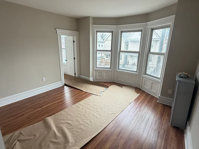 75 Maple Ave #2 — Photo 1