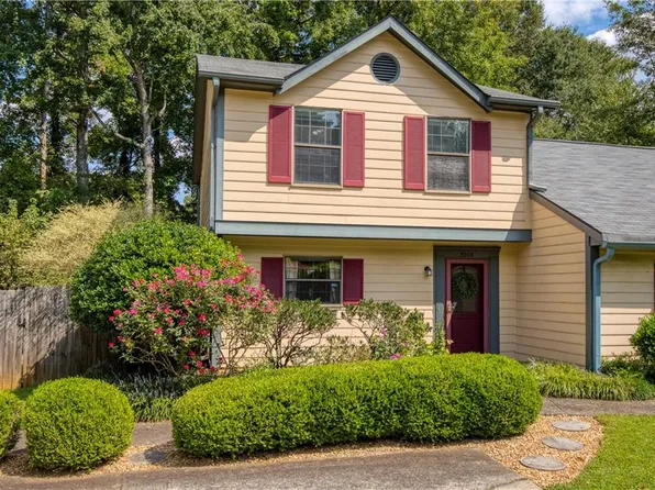 5206 Village Green Way, Alpharetta, GA 30009