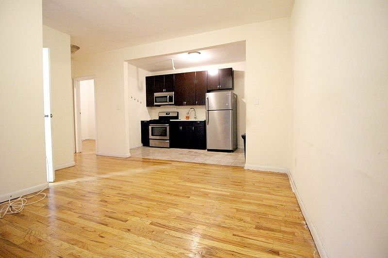 1st image of 493 Clinton Ave APT 2