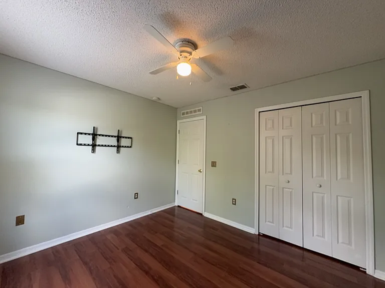 1431 Teal Dr — Photo 9