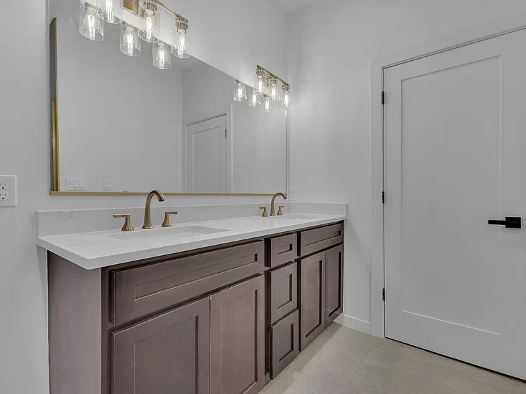 1519 Golden Hill Ter — Photo 31