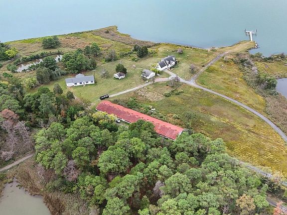 5th image of 5304 Cassons Neck Rd