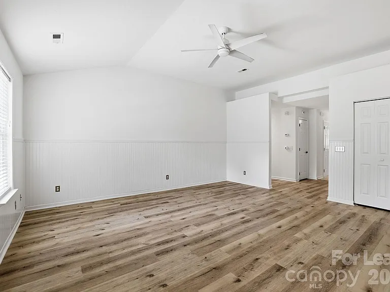 9501 Constitution Hall Dr — Photo 21