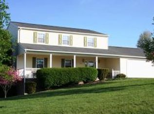 213 Crowfield Cir, Lewisburg, WV 24901