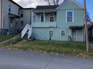 911 Chamberlain Ave, Fairmont, WV 26554