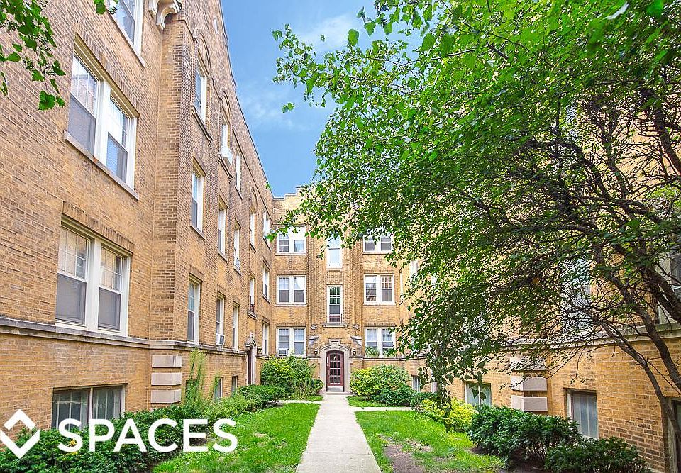 1st image of 2100 W Ainslie St #2102E1