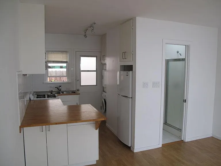 37 19th Ave #2 — Photo 10