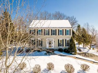 5 Bay Farm Ln, South Grafton, MA 01560