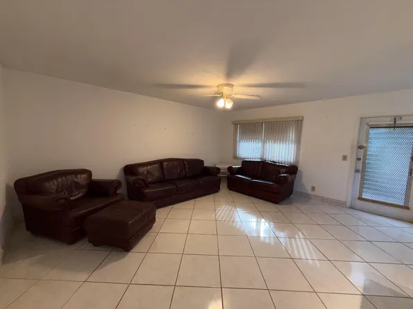 225 Seville Boulevard #J, Delray Beach, FL 33446