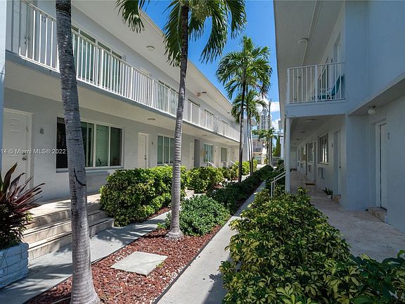 4th image of 7325 Carlyle Ave #14
