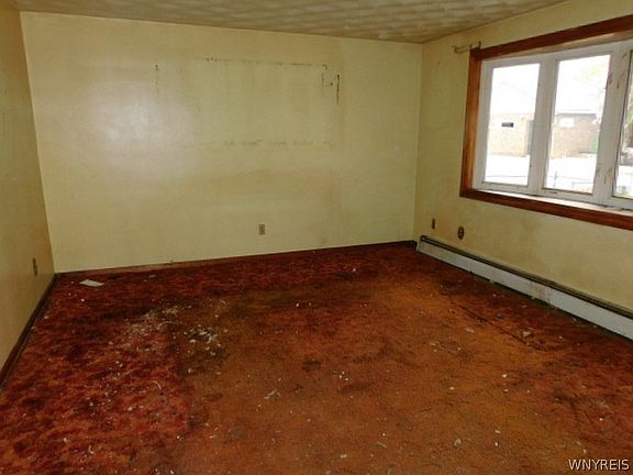 4th image of 306 24th St