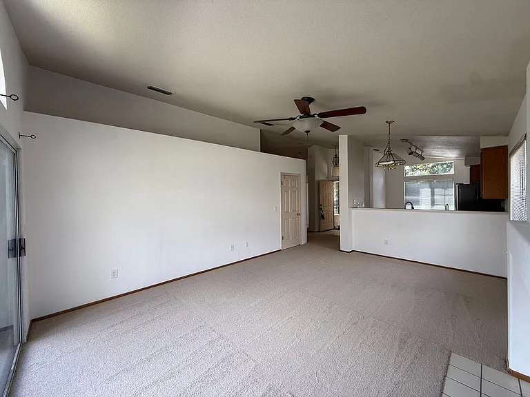 6415 Shasta Creek Way — Photo 5